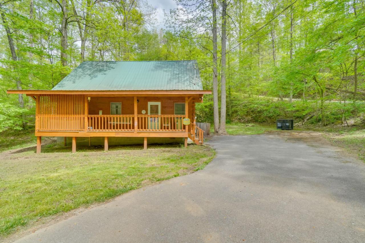 Cabin With Hot Tub About 6 Mi To Downtown Gatlinburg! Extérieur photo