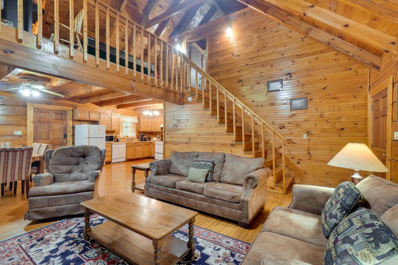 Cabin With Hot Tub About 6 Mi To Downtown Gatlinburg! Extérieur photo