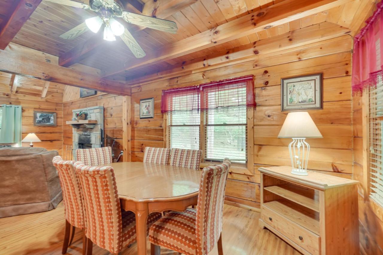 Cabin With Hot Tub About 6 Mi To Downtown Gatlinburg! Extérieur photo